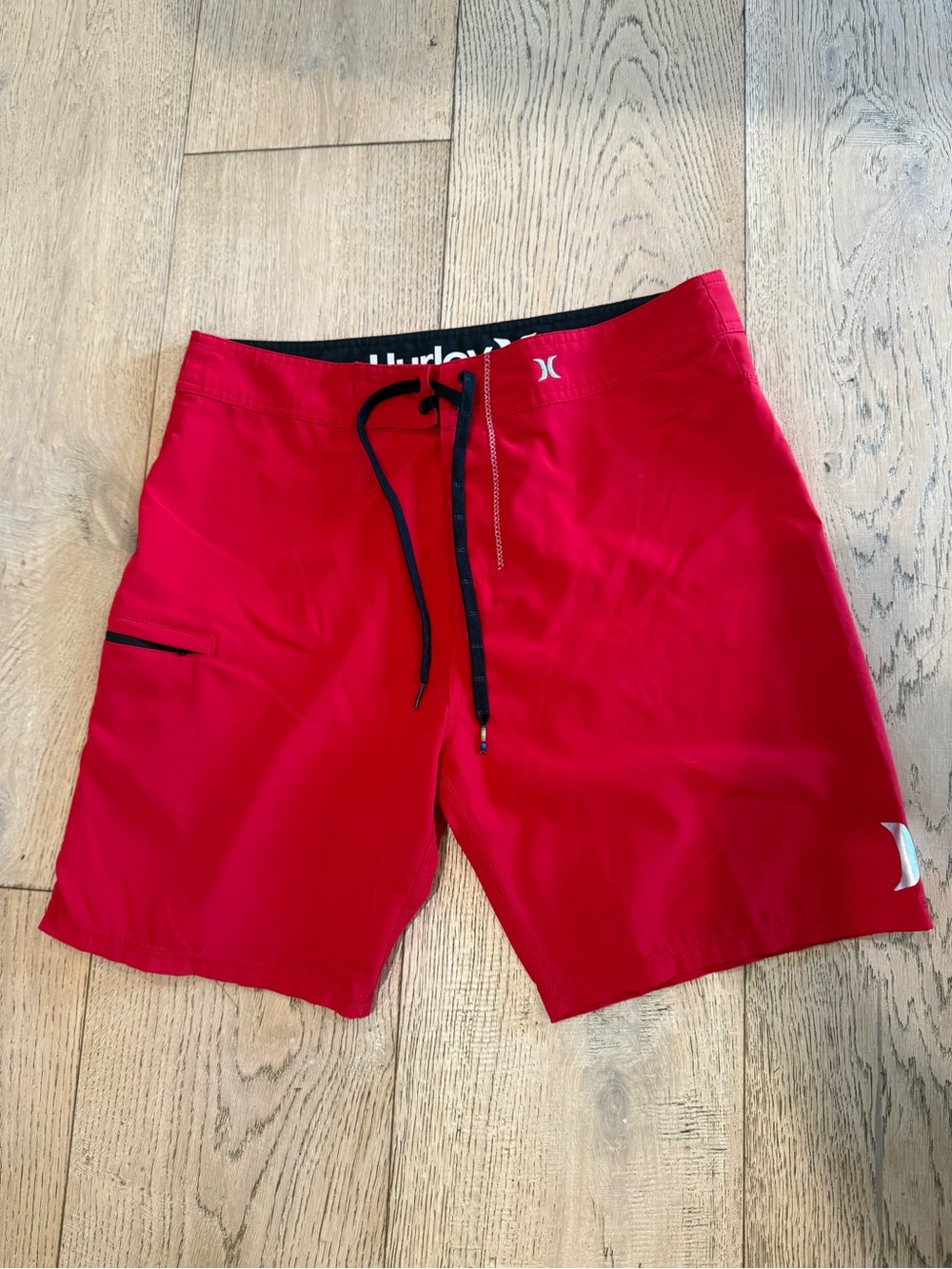 Hurley Phantom Red Board Shorts Men's Size 32 Stretch Surf Swim Trunks